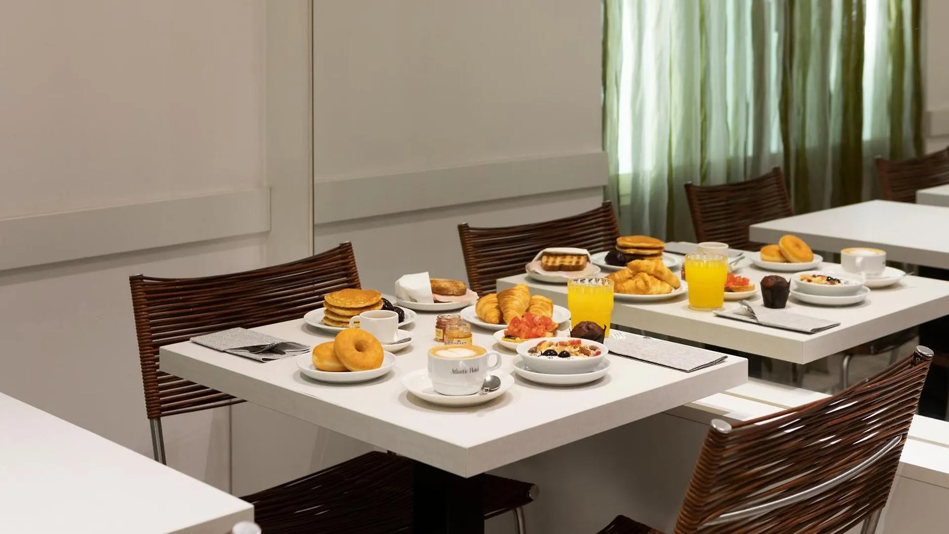 C-Hotels Atlantic Милан 4*,  Италия